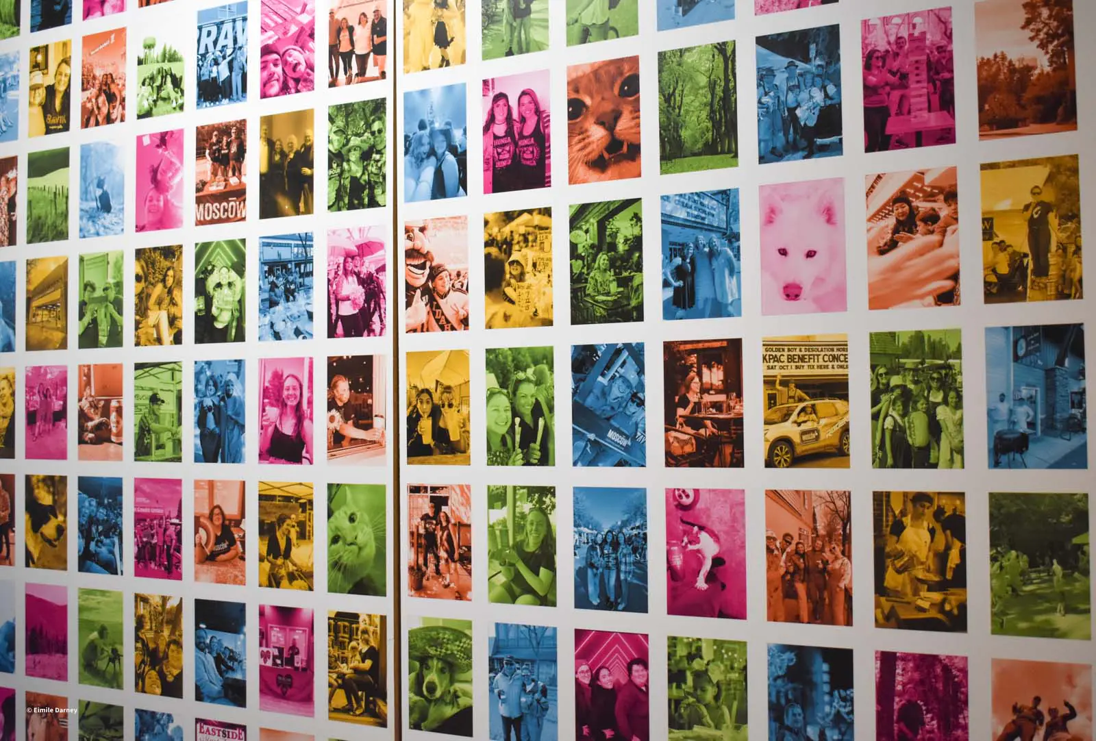Multi-colored photo wall at the Moscow Visitor Center